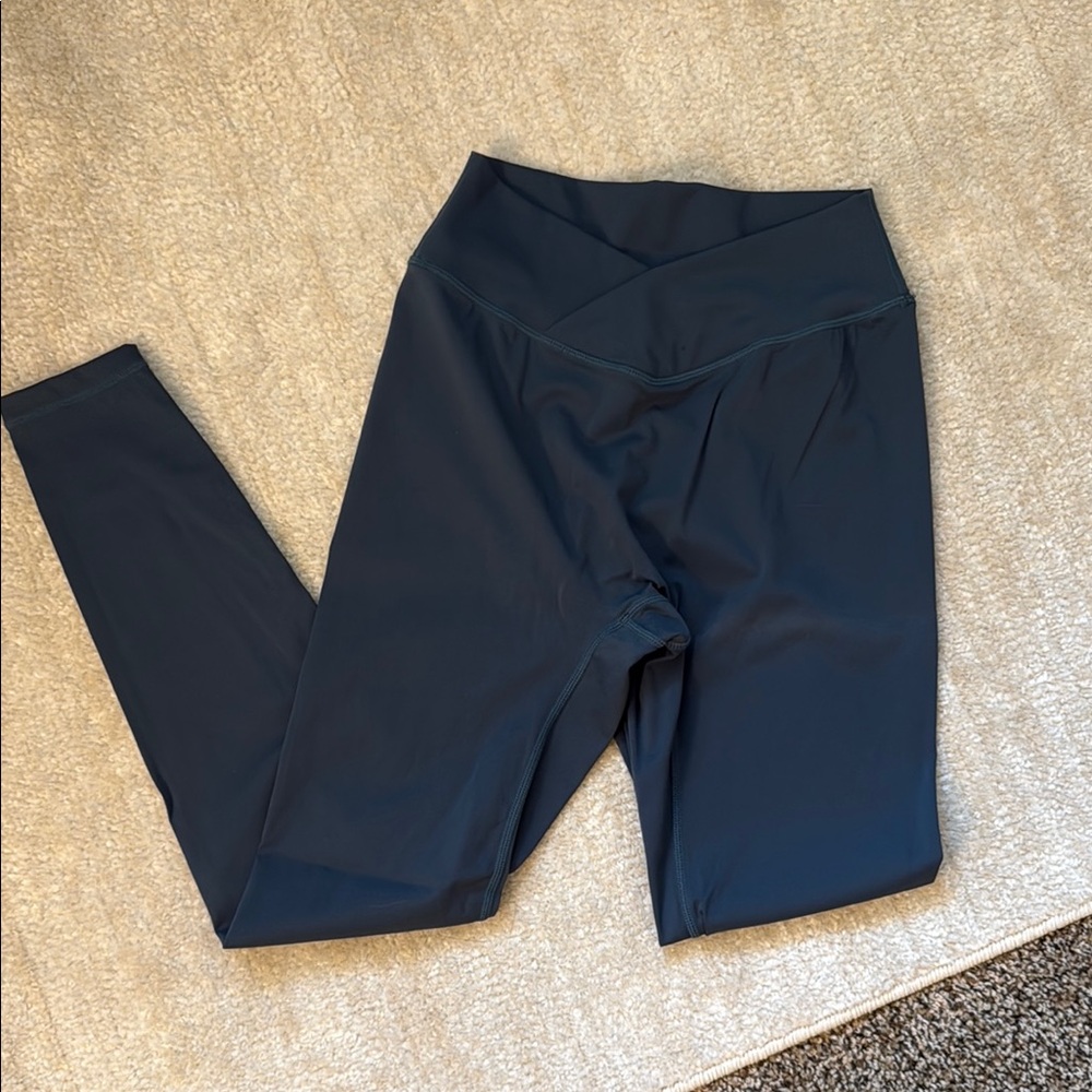 Dark Blue High-Waisted Leggings